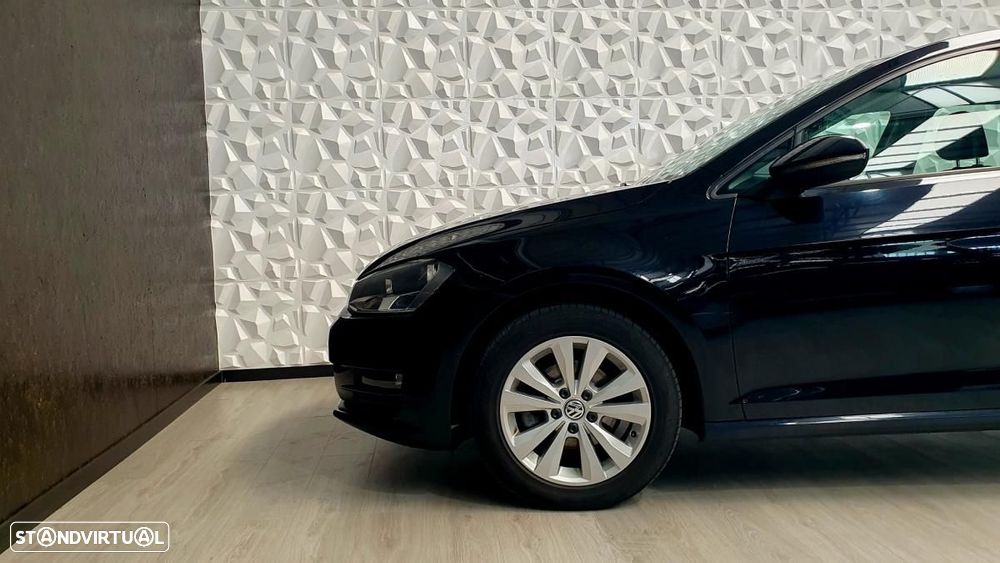 VW Golf 1.6 TDi Trendline BlueMotion - 12