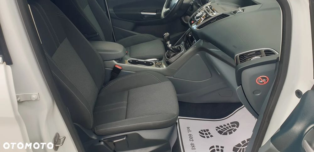 Ford C-MAX - 13