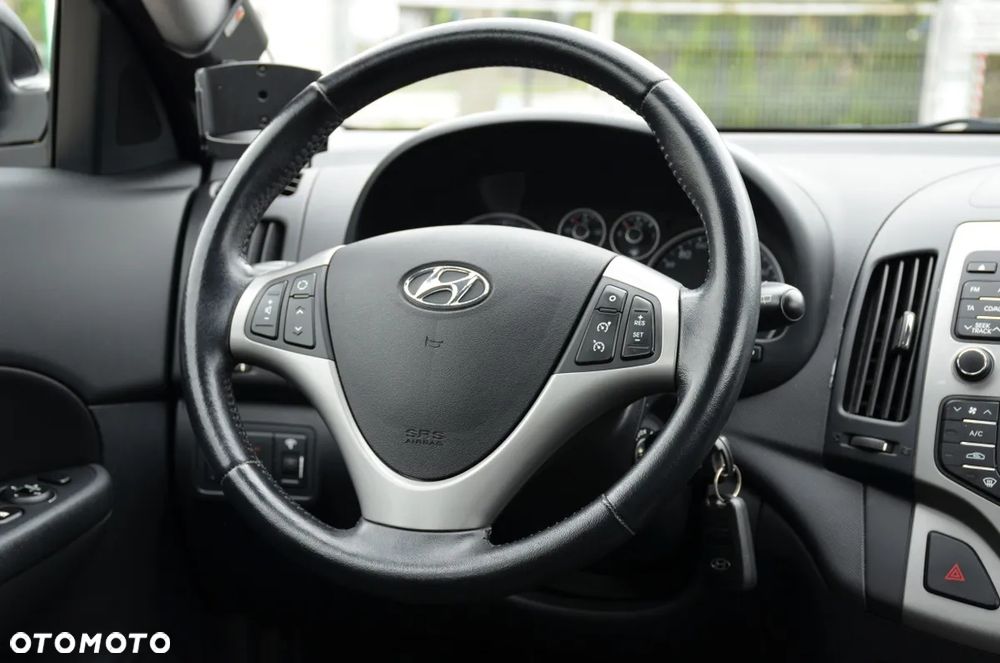 Hyundai i30 1.6 CRDi blue Classic - 27