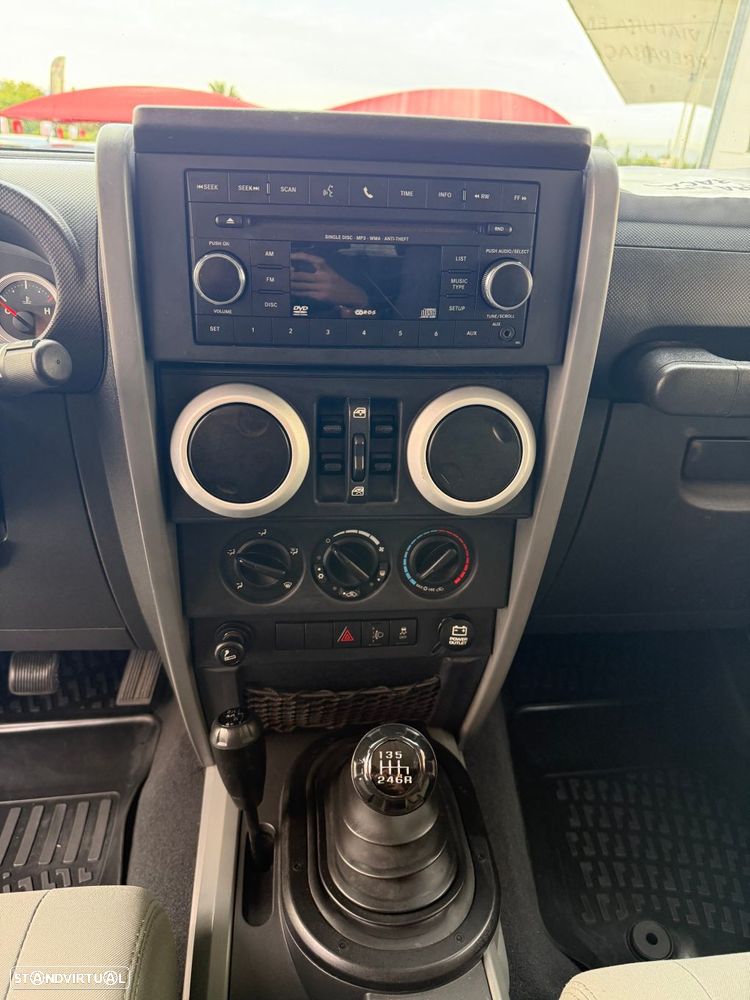 Jeep Wrangler Unlimited - 7