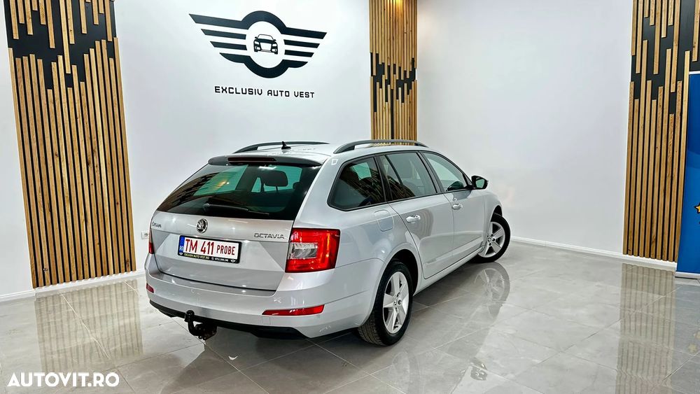 Skoda Octavia Combi 1.6 TDI DPF DSG Ambition - 5