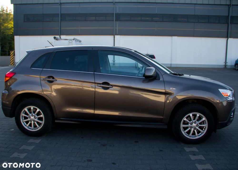 Mitsubishi ASX 1.6 Inform - 6