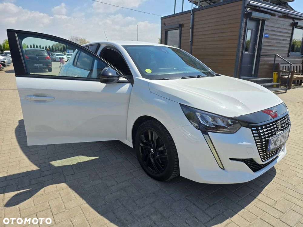 Peugeot 208 - 21