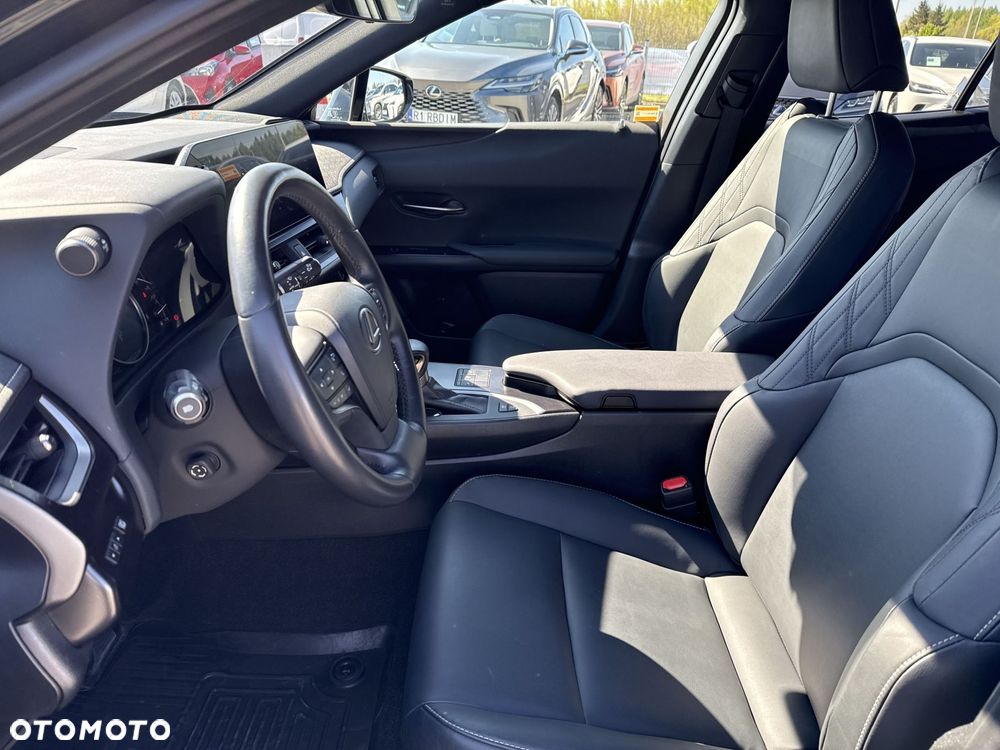 Lexus UX 250h GPF F Sport Design+ 2WD - 15