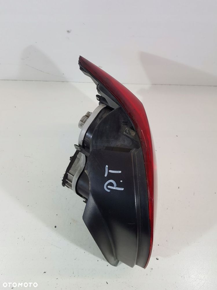 lampa prawy tył vw polo v 13r 3d 6r0945258a - 5