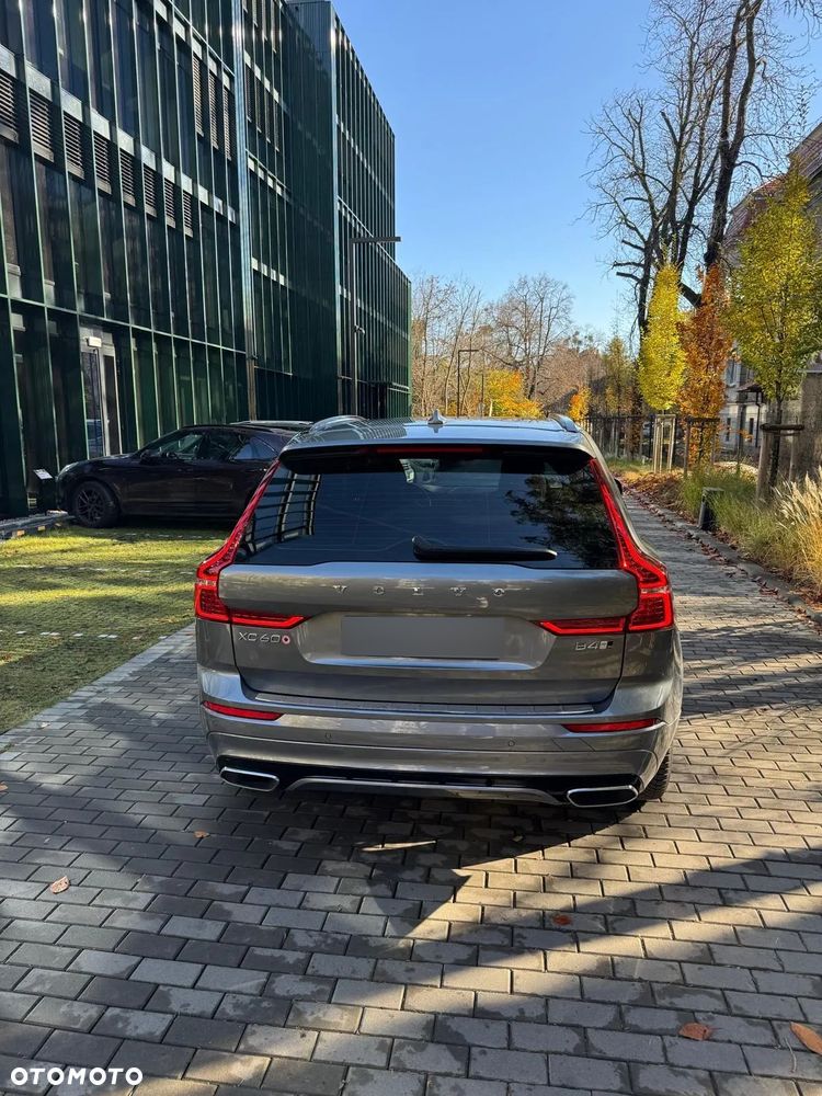 Volvo XC 60 B4 D AWD R-Design - 20