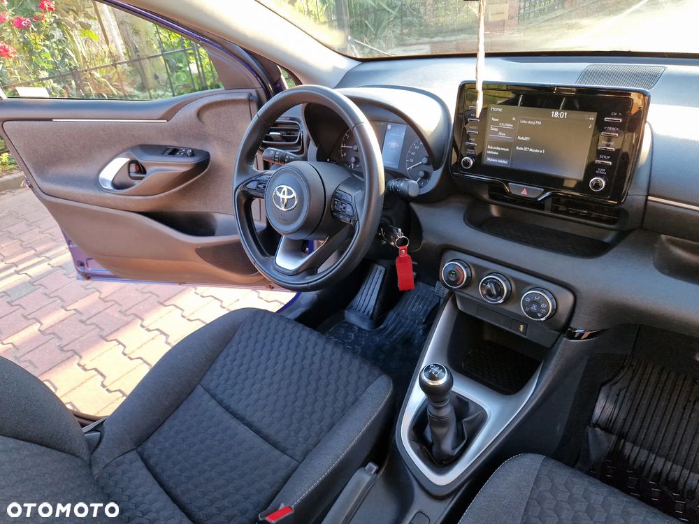 Toyota Yaris 1.5 Comfort - 26