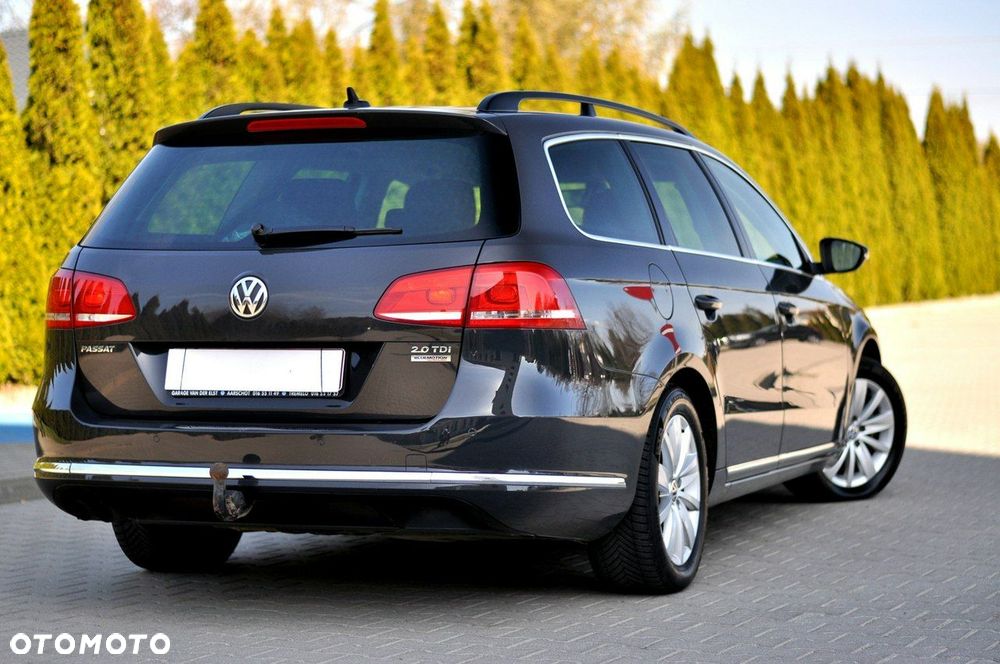 Volkswagen Passat - 27