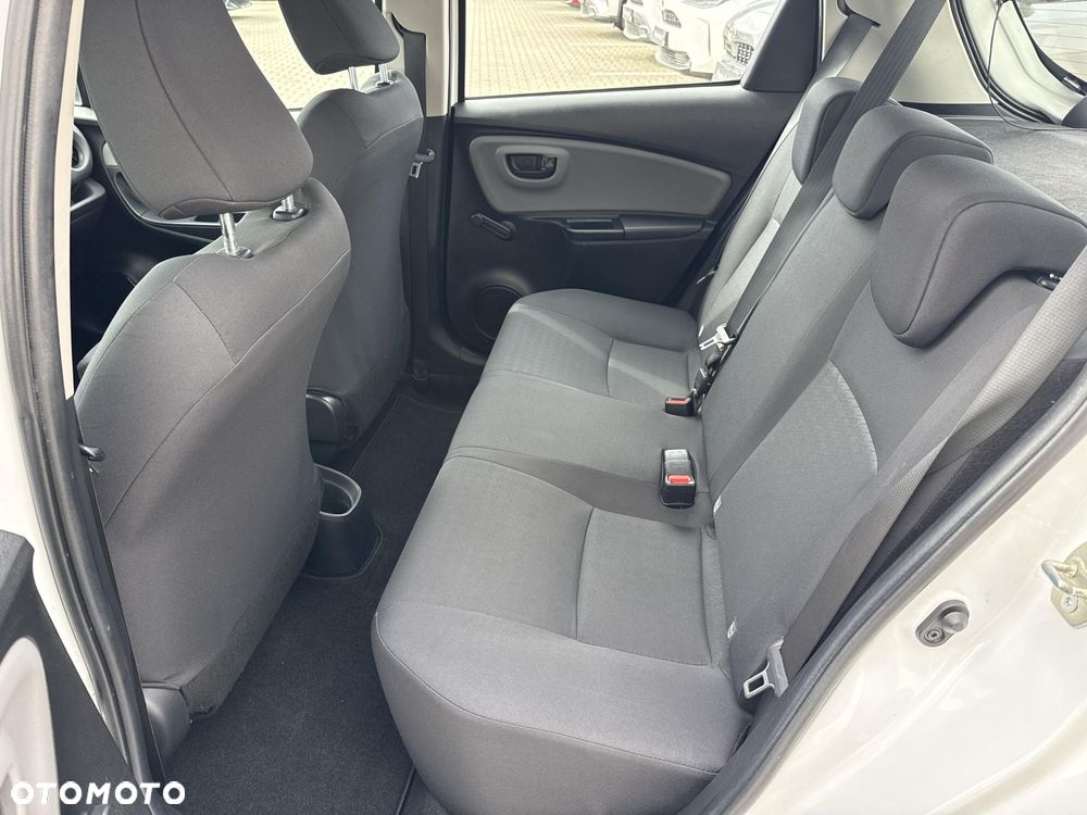 Toyota Yaris 1.5 Active - 12