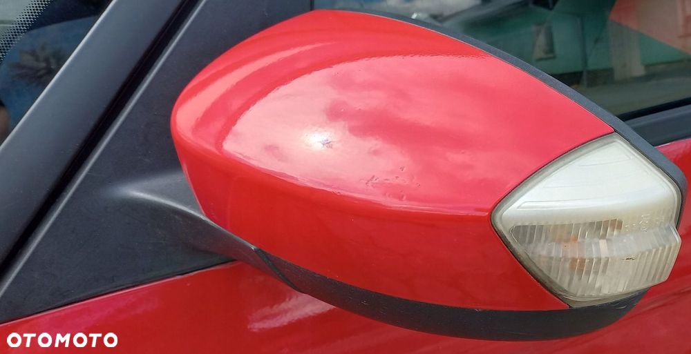 LUSTERKO LEWE FORD GALAXY MK3 C6