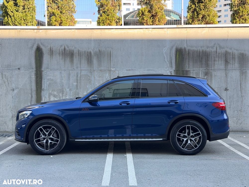 Mercedes-Benz GLC 250 d 4MATIC 9G-TRONIC AMG Line - 10