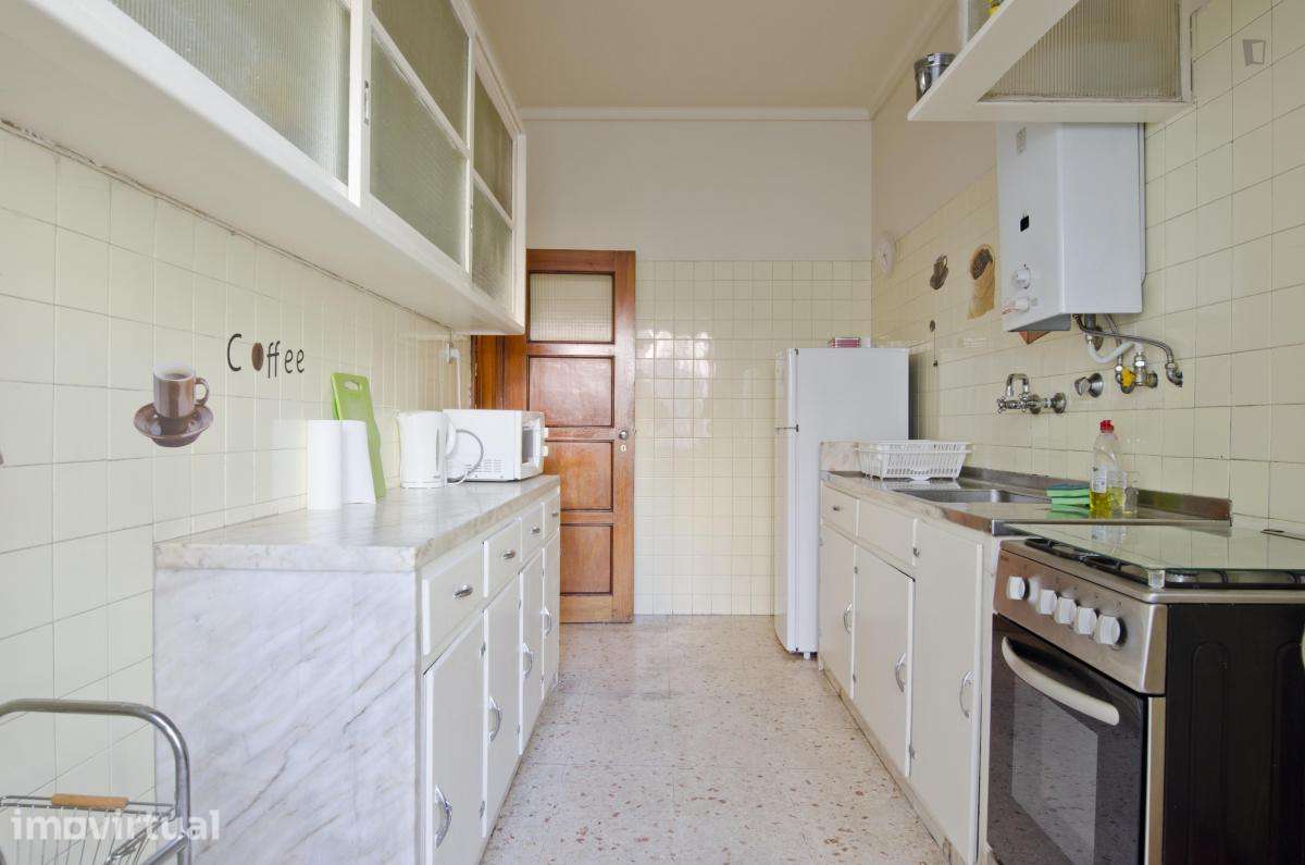 Quarto - localizado em São Bento Lisbon - Grande imagem: 3/19