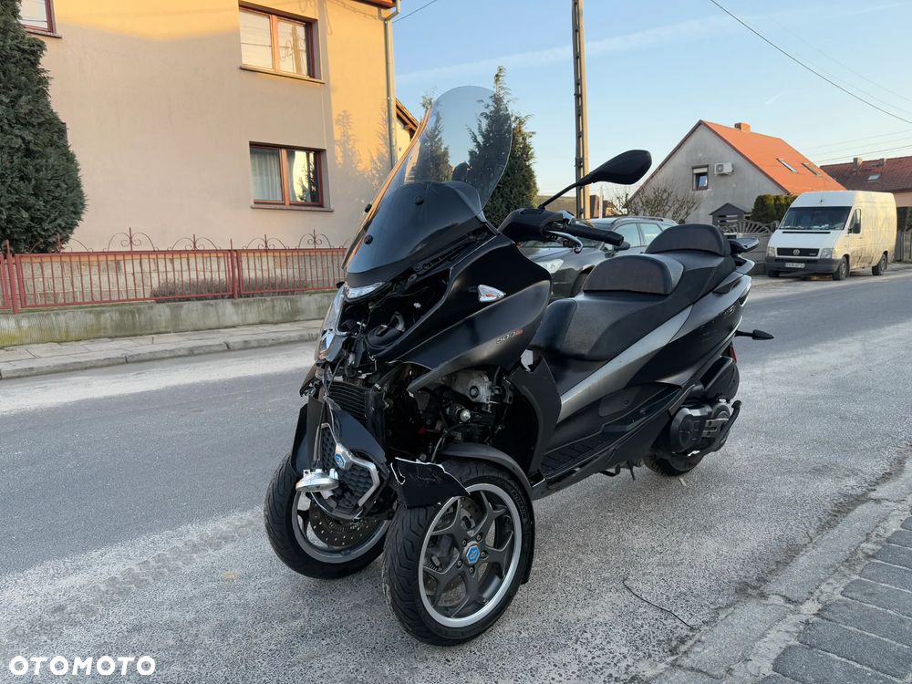 Piaggio MP-3 - 3