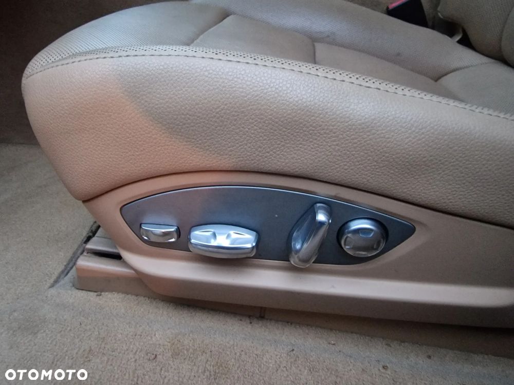 Porsche Panamera - 18