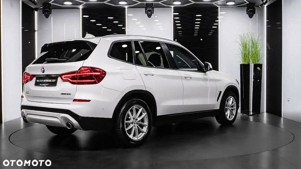 BMW X3 xDrive20i GPF Business Edition - 5