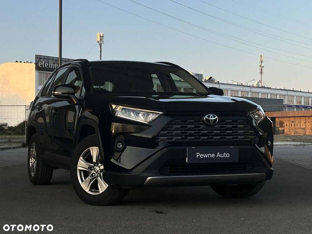 Toyota RAV4 - 1
