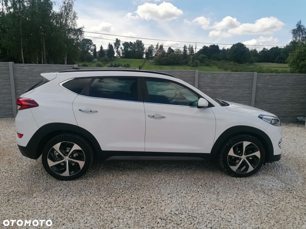 Hyundai Tucson 2.0 CRDi 4WD Automatik Style - 8