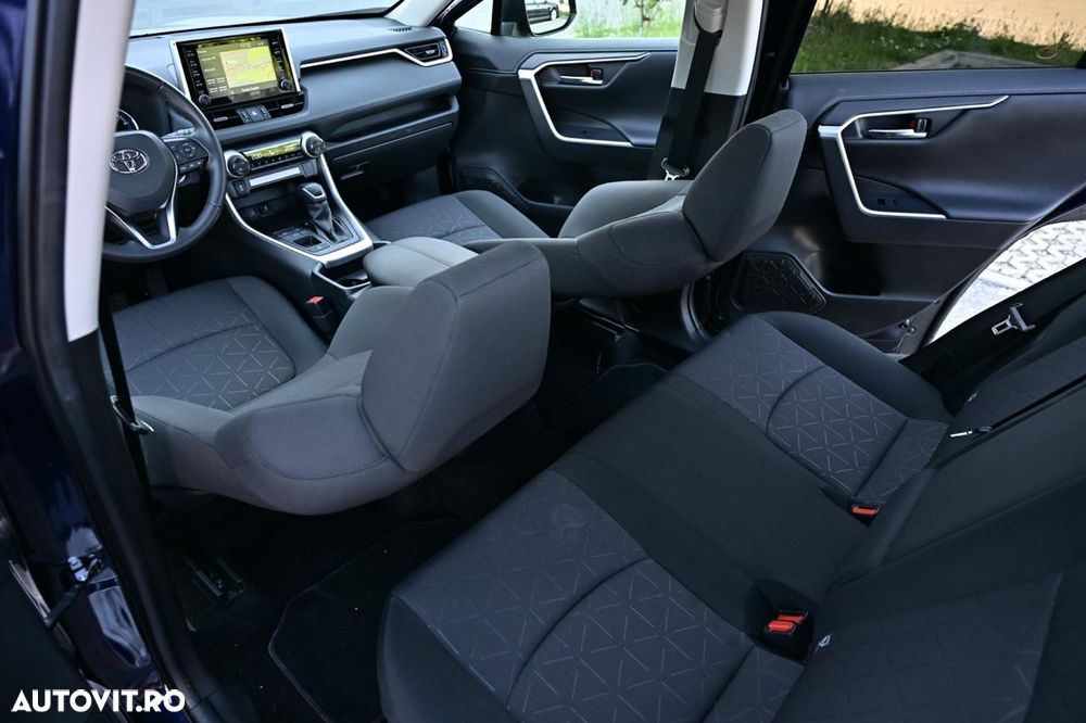 Toyota RAV4 - 13