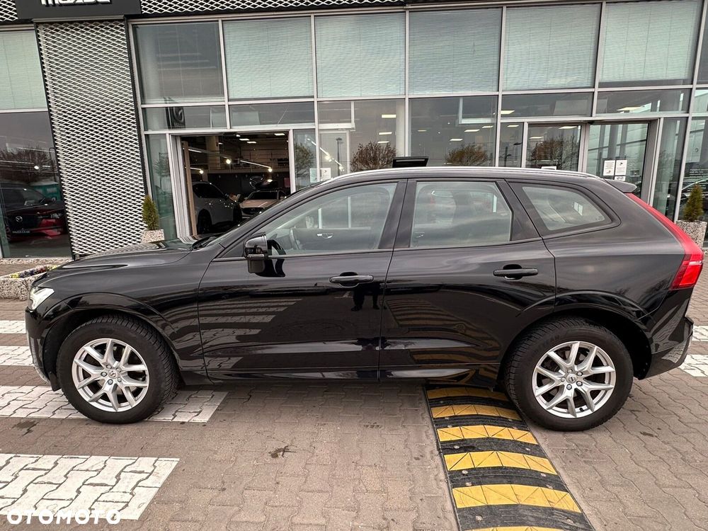 Volvo XC 60 B4 D AWD Momentum - 3