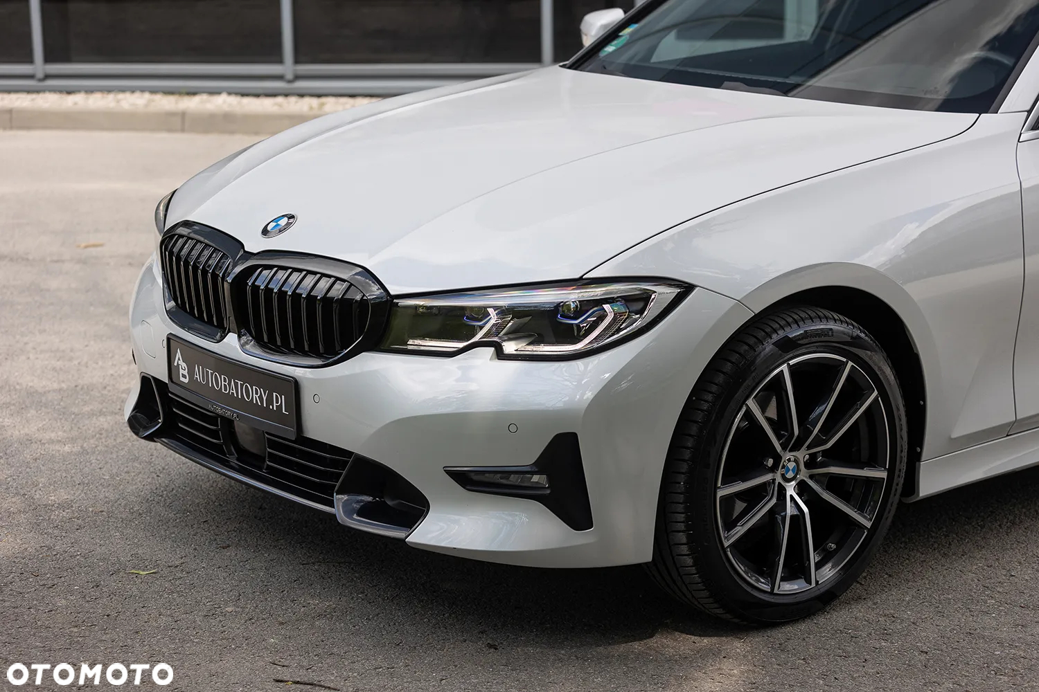 BMW Seria 3 318d Touring Sport Line - 19