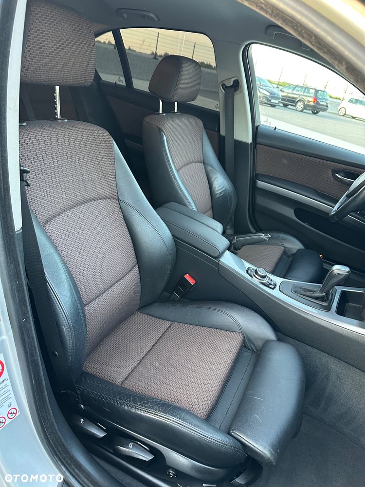 BMW Seria 3 318d DPF Edition Sport - 21