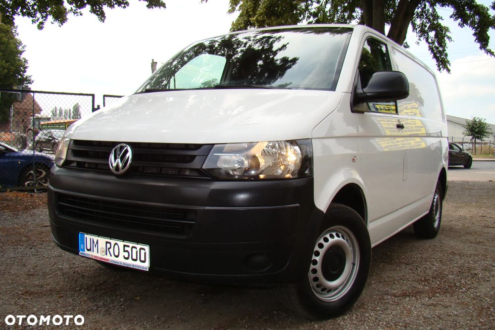 Volkswagen Transporter - 2
