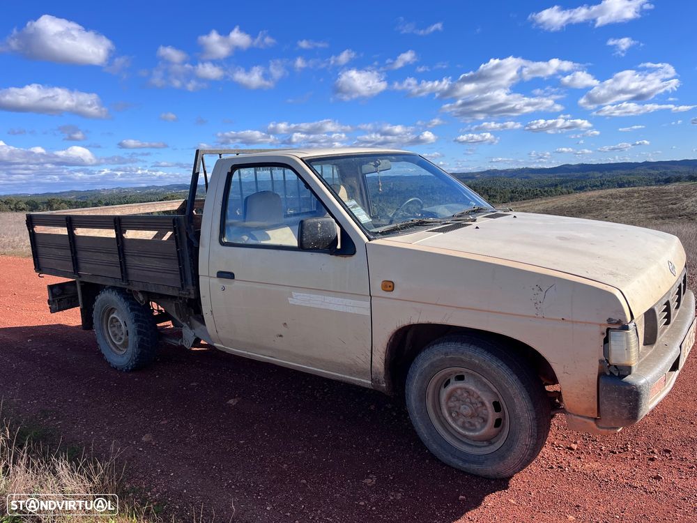 Nissan Pick Up 2.5 D King Cab - 2