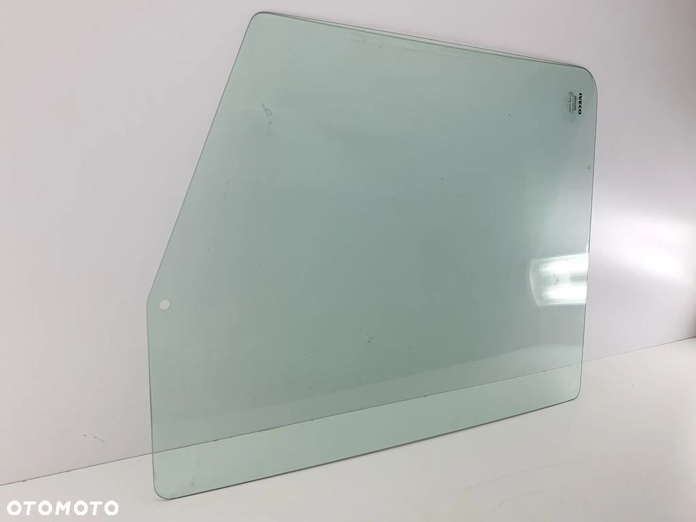 SZYBA DRZWI PRAWA   IVECO EUROCARGO - 3