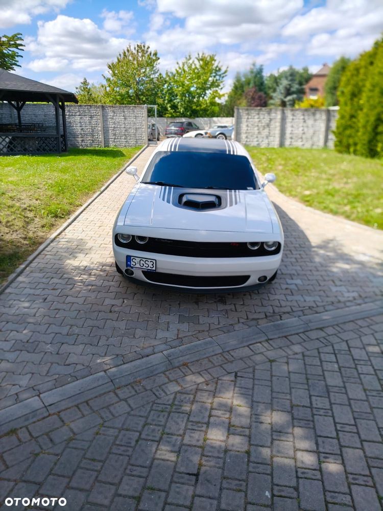 Dodge Challenger - 3