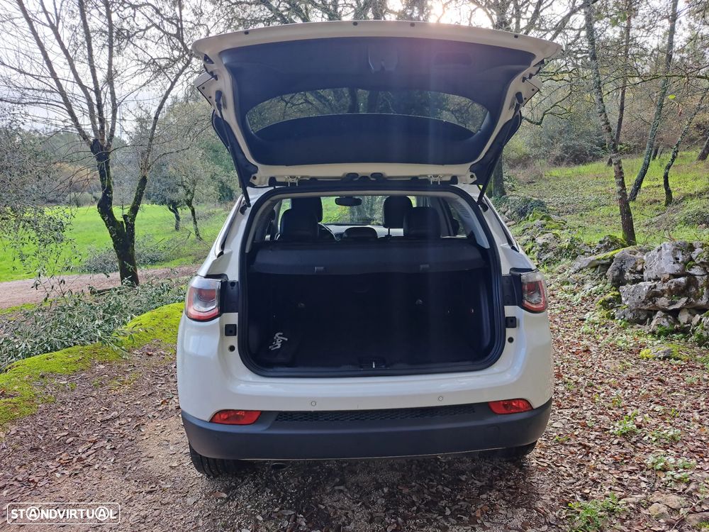 Jeep Compass 1.6 M-Jet Limited - 32