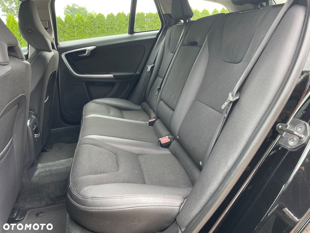 Volvo V60 - 17