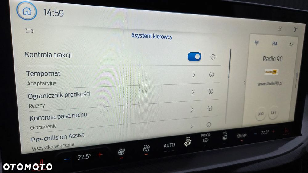 Ford Focus 1.0 EcoBoost Titanium X - 32