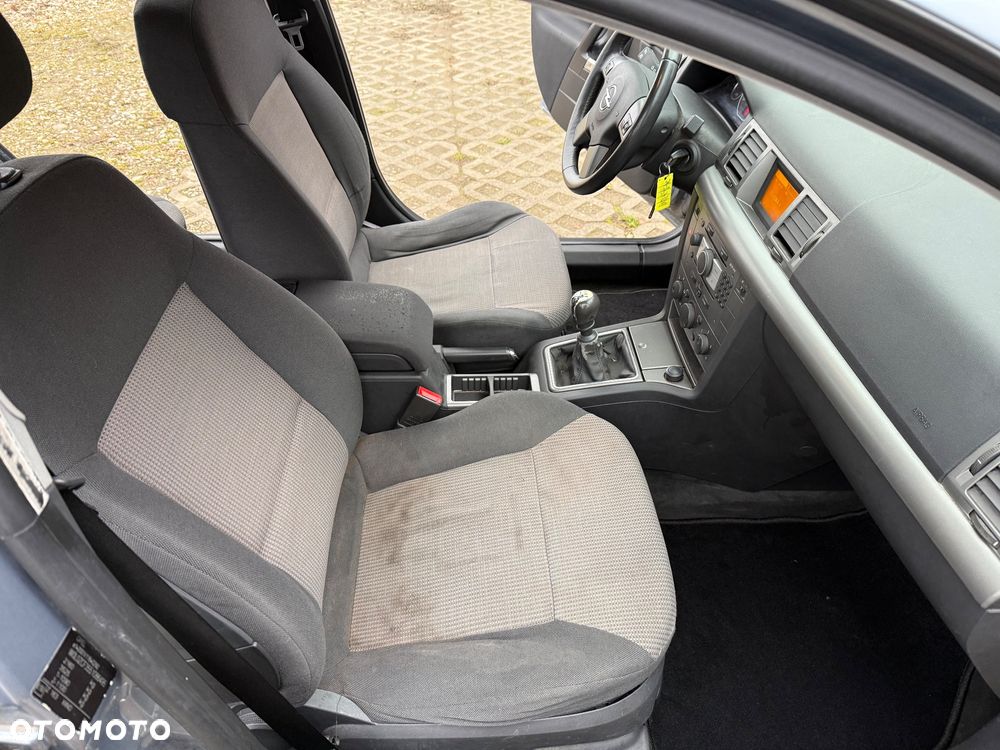 Opel Vectra 1.9 CDTI - 12