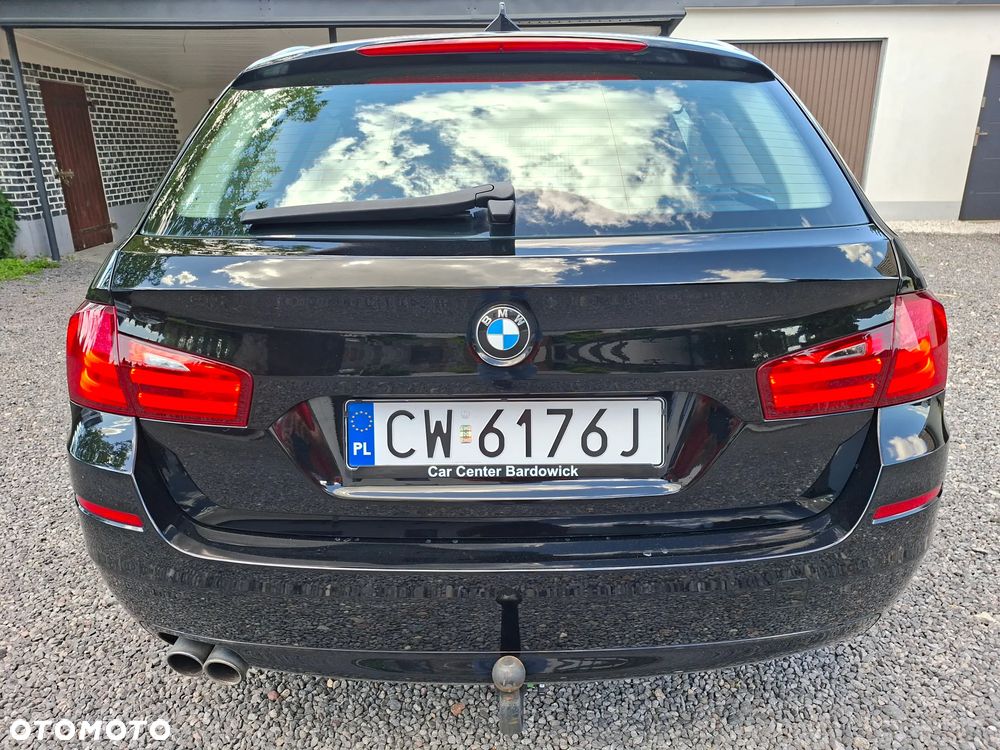 BMW Seria 5 528i - 7
