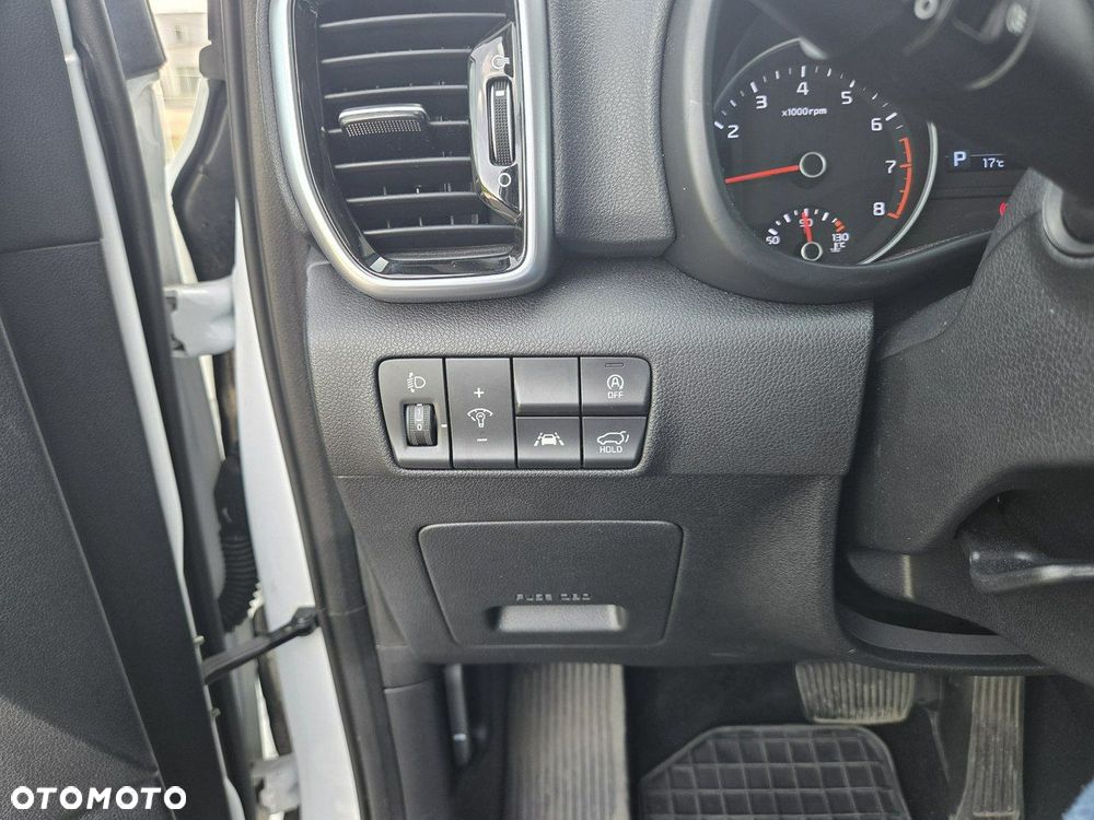 Kia Sportage 1.6 T-GDI L Business Line 2WD DCT - 19