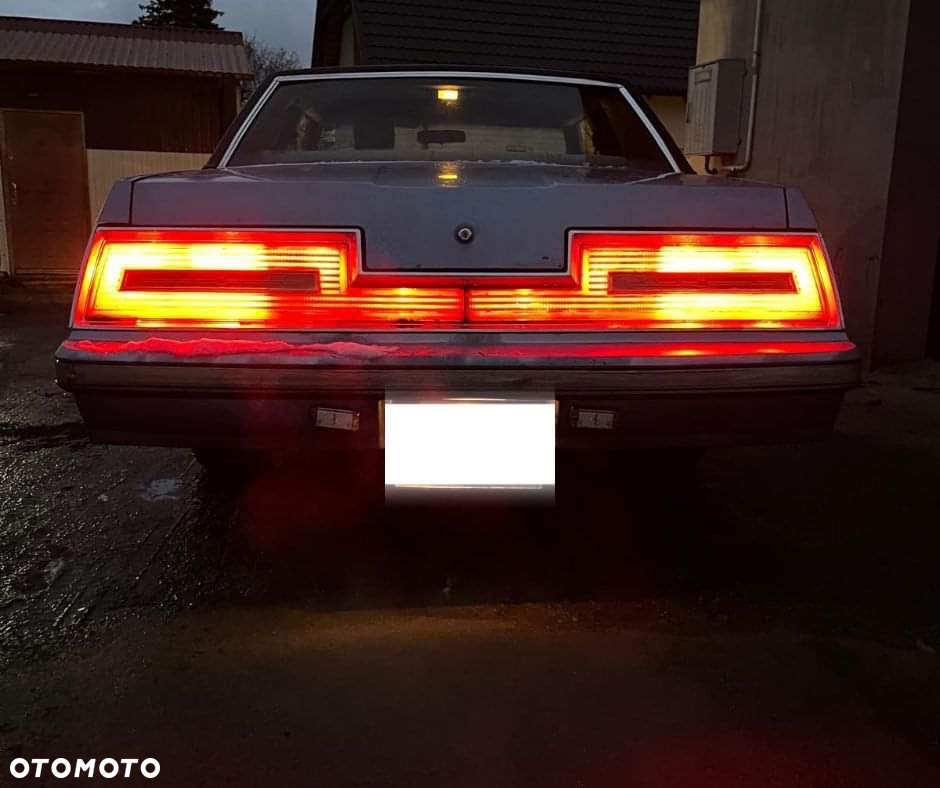 Ford Thunderbird - 10