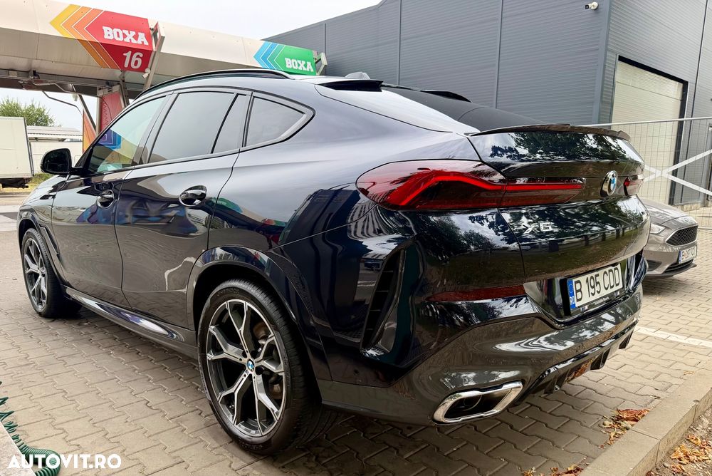BMW X6 xDrive40i AT MHEV - 30