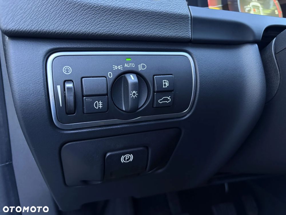 Volvo V60 D4 Drive-E Summum - 31