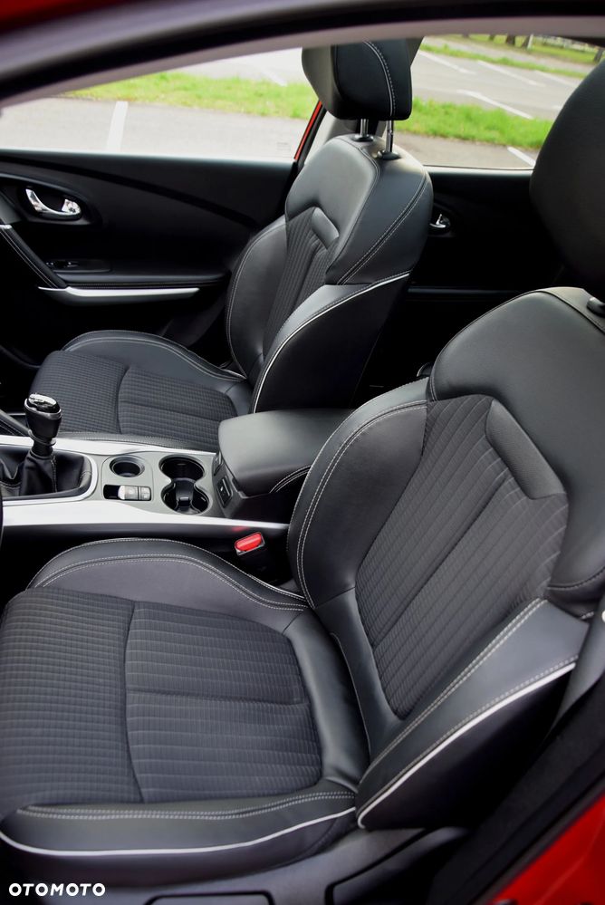 Renault Kadjar 1.6 Energy TCe Bose - 22