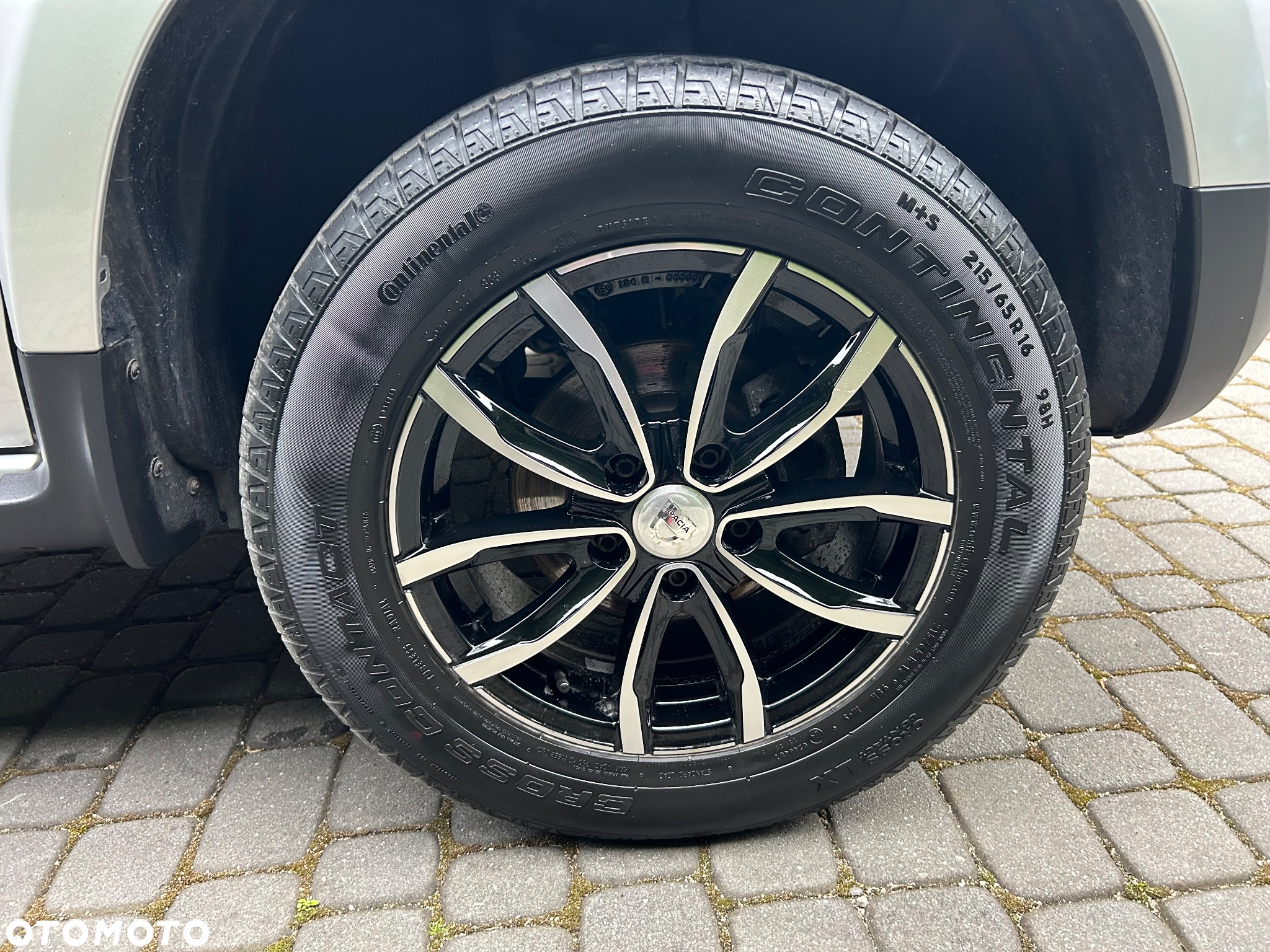 Dacia Duster 1.6 16V 4x2 Prestige - 22