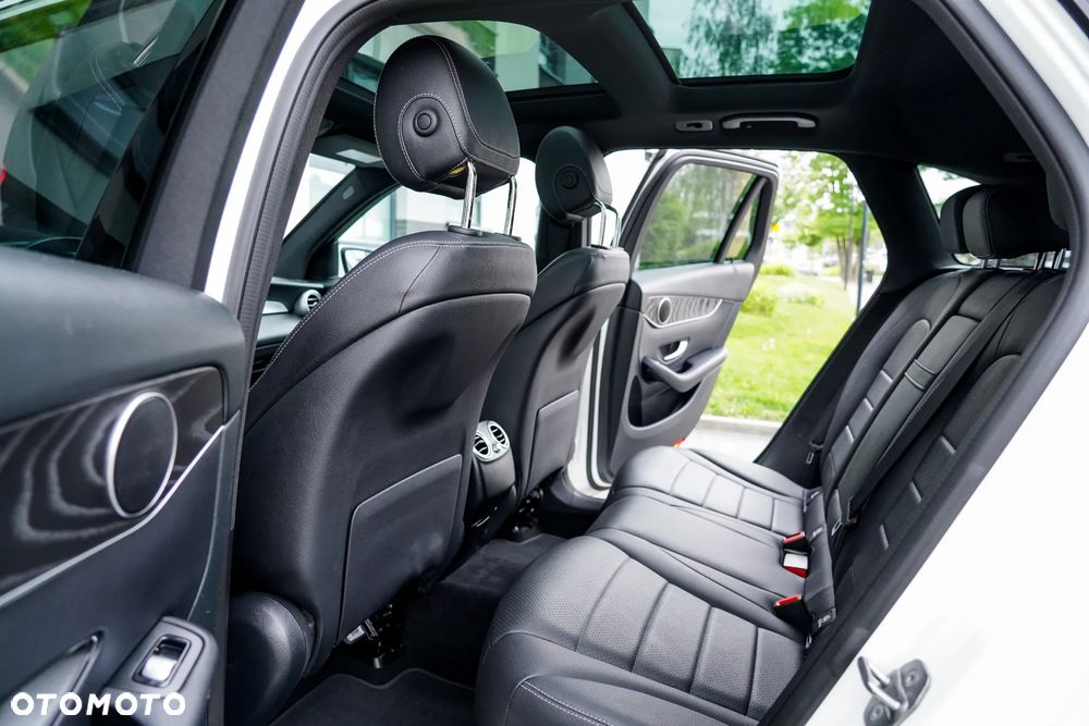 Mercedes-Benz GLC 300 4-Matic - 7