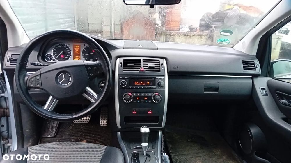 Tylko Części Mercedes w245 t245 B klasa B200 2.0 16v m266.960 136KM 100kW 05r–08r lakier 391 - 9