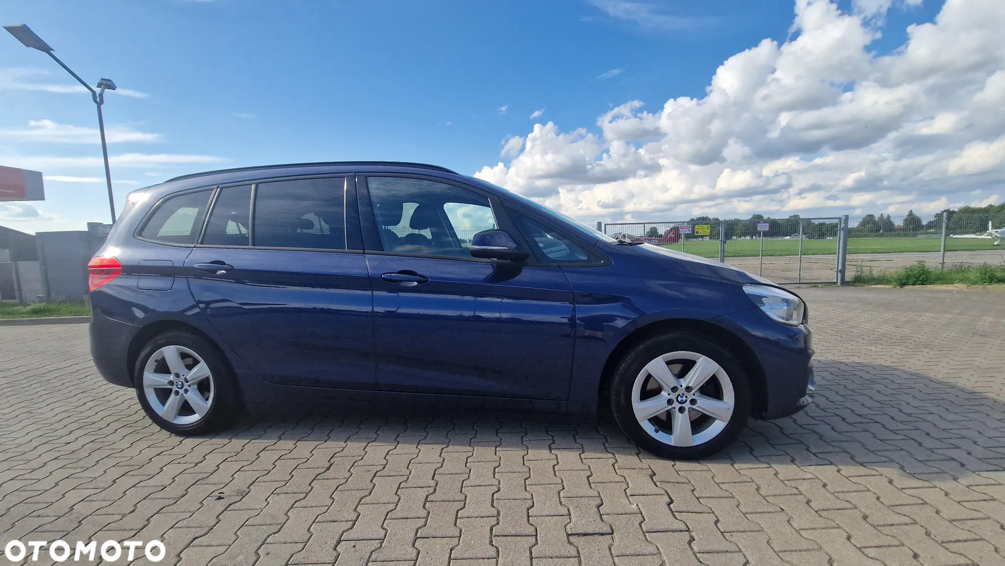 BMW Seria 2 218d GT - 13