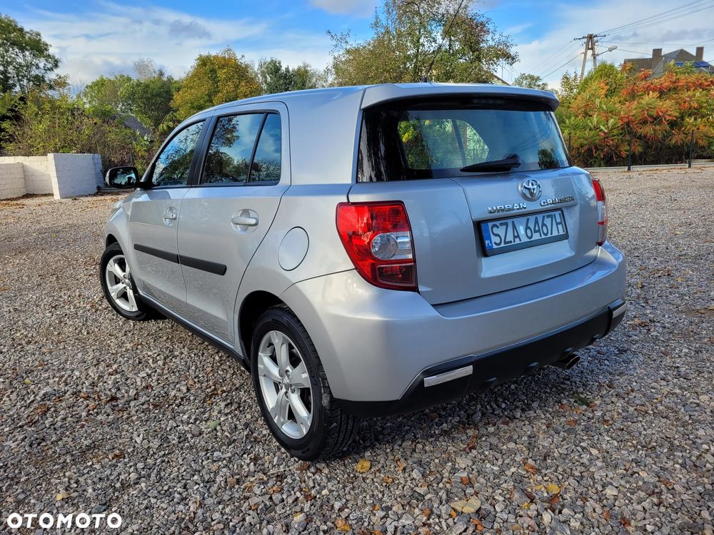 Toyota Urban Cruiser - 34