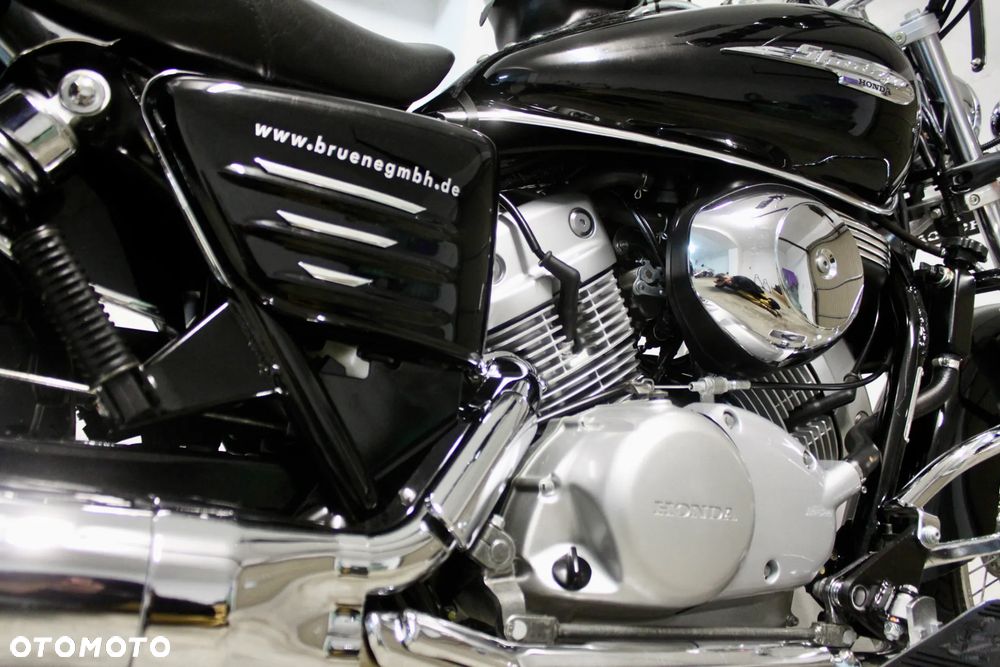 Honda Shadow - 12