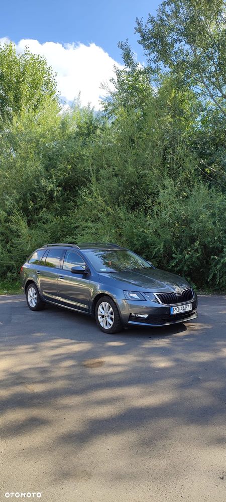 Skoda Octavia 1.6 TDI Ambition DSG - 1