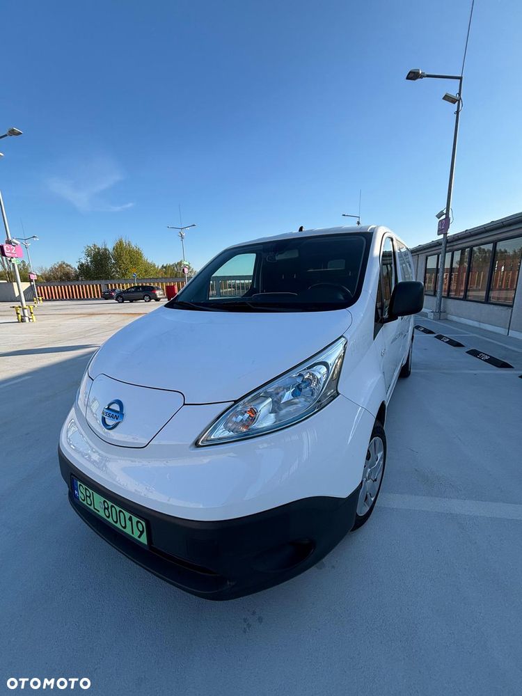 Nissan NV200 Evalia - 6