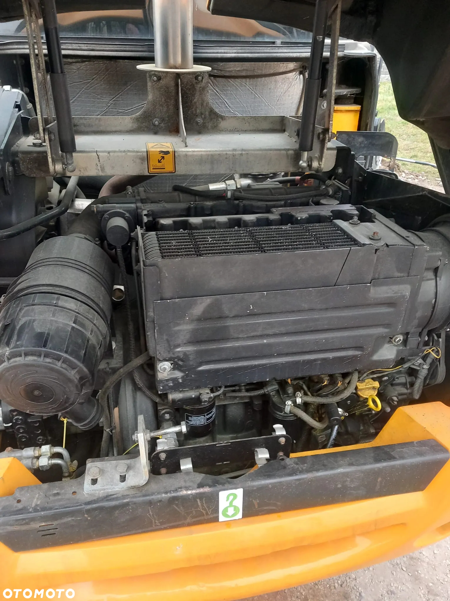 JCB 406 - 9