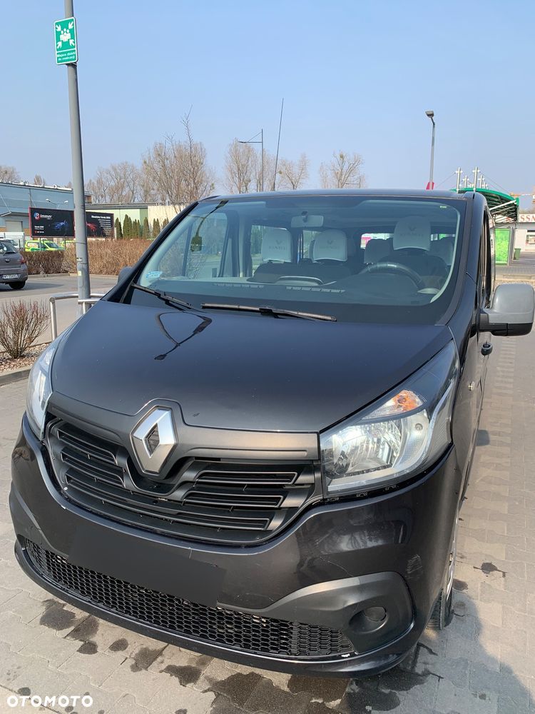 Renault Trafic - 1