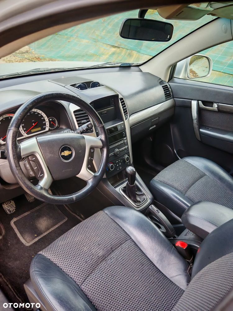 Chevrolet Captiva - 4